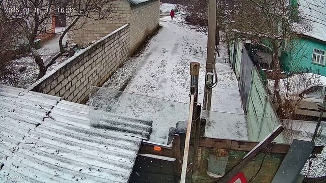05.01.23 ; 15:16ч. Ходит посторонний персонаж жалом своим крутит?))), ул.Комсомольская39, г.Белгоро смотреть онлайн