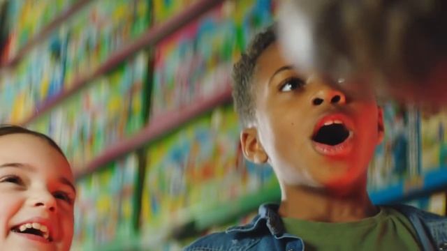 The Magic of A Toy Store - Smyths Toys смотреть онлайн