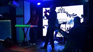 группа Пятилетка  - концерт в кабаке