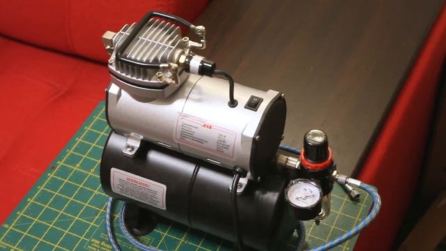 Аэрограф для кожевника и убегающий компрессор. смотреть онлайн