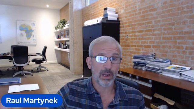 How AI Will Change Data Centers Forever | Raul Martynek | Eye On AI #137 смотреть онлайн