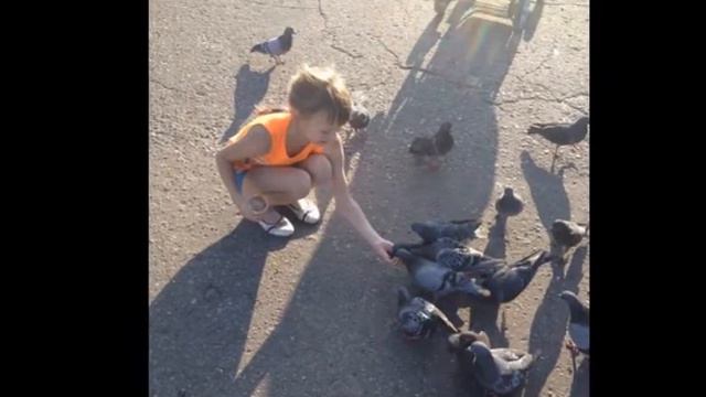 8 лет назад в нашем доме поселилось счастье... смотреть онлайн