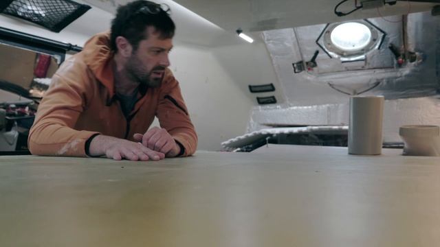 New AC inverter w/ 24V batteries & creating cabin space. Expedition lifeboat conversion Ep105 [4K] смотреть онлайн