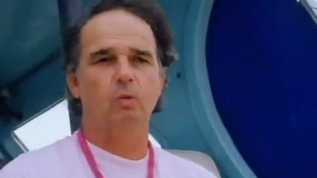 АКУЛЫ АТАКУЮТ ЛЮДЕЙ!!! Видео очевидцев.Нападение акул. смотреть онлайн