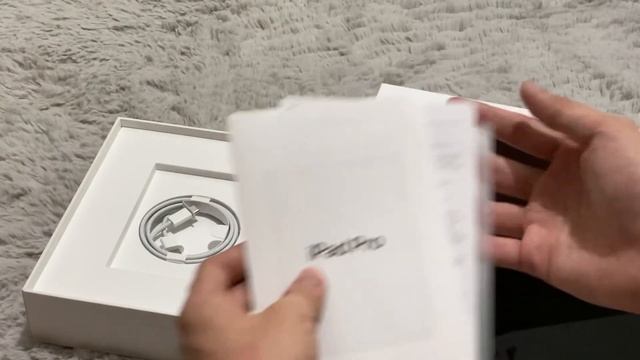 iPad Pro 2021 11 inch space gray unboxing (messy and not edited) смотреть онлайн