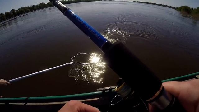 Впервые ловим ТАКОГО жереха. Первый ознакомительный день в Астрахани смотреть онлайн