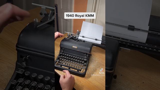 1940 Royal KMM vintage desktop typewriter function test смотреть онлайн
