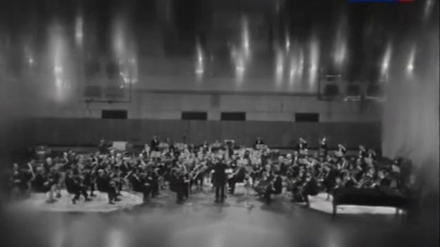 Gennady Rozhdestvensky Conducts Prokofiev Symphony No. 5 - Video 1975