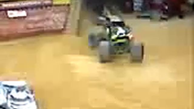 Gravedigger Freestyle Final смотреть онлайн
