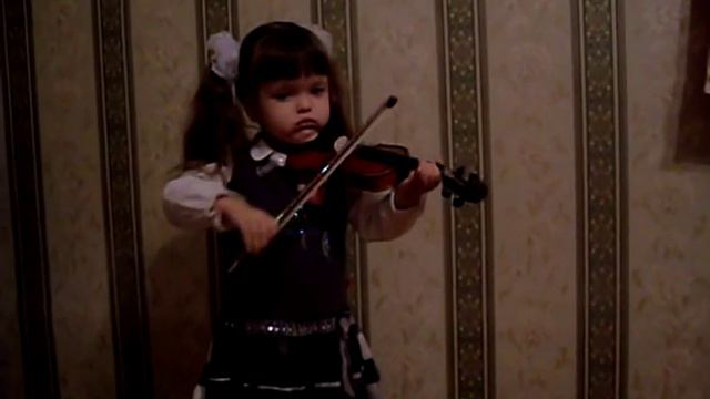 Anna Wieleńska. 2 years old violinist. Song of the wind.AVI смотреть онлайн