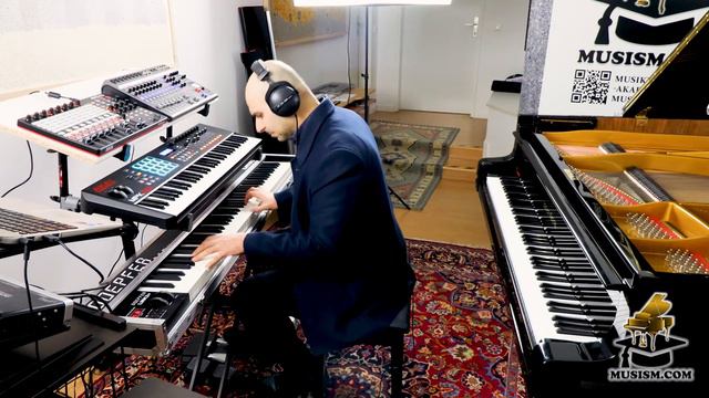 Sunday Session #5 - The Grown Child for Piano and #Synthesizer смотреть онлайн