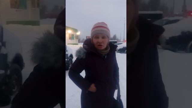 Бомжиха хочет отжать телефон смотреть онлайн