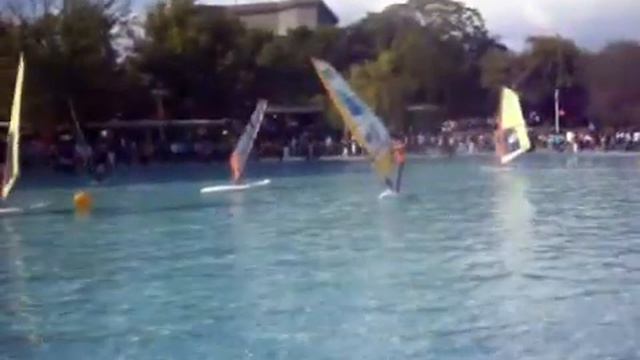 Windsurfing in the center of Yerevan смотреть онлайн