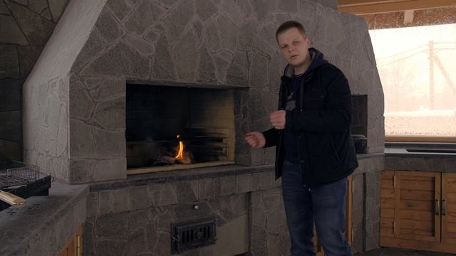 Барбекю комплекс: мангал, газовый гриль и столешницы из натурального гранита смотреть онлайн