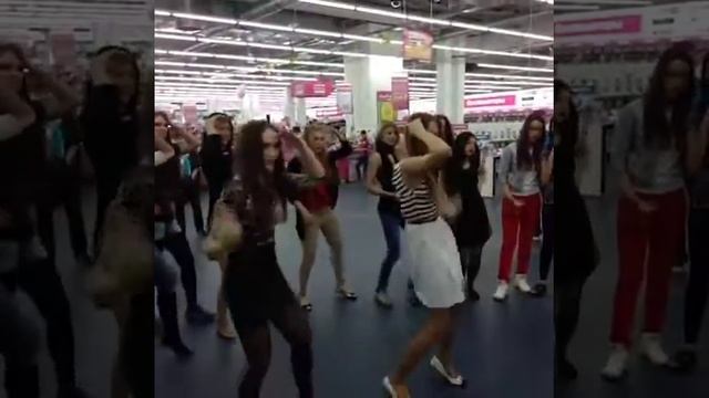 Почему нельзя опаздывать на танцульки Мисс ЮУрГУ2013 смотреть онлайн