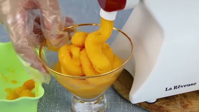 La Reveuse Frozen Dessert Maker смотреть онлайн