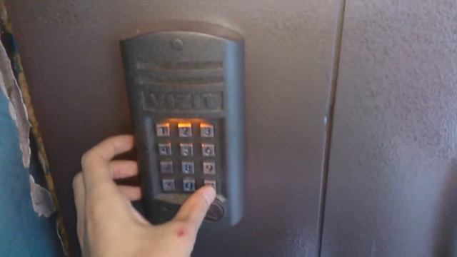 Обход паролей на домофоне VIZIT (буд-301М) смотреть онлайн
