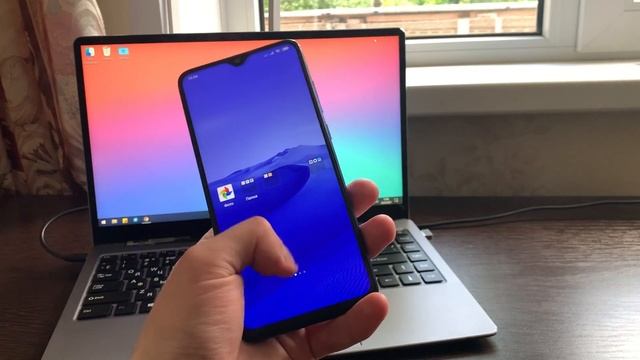 Поставил MIUI 10, Смартфон летает! В жoпy MIUI 12 смотреть онлайн