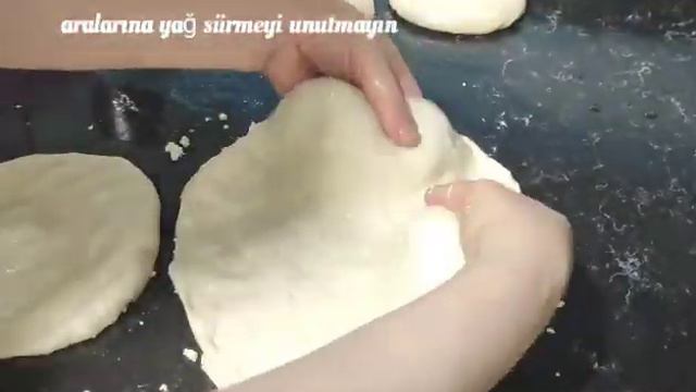 Oklava Yok ❗ Merdane Yok❗Kat Kat Yumuşacık Çörek Tarifi 😋 Hamur İşleri 👌 смотреть онлайн