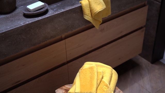 Полотенце Пуатье горчично-желтого цвета | Togas смотреть онлайн