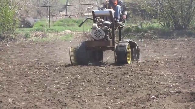 Самодельный гусеничный трактор смотреть онлайн