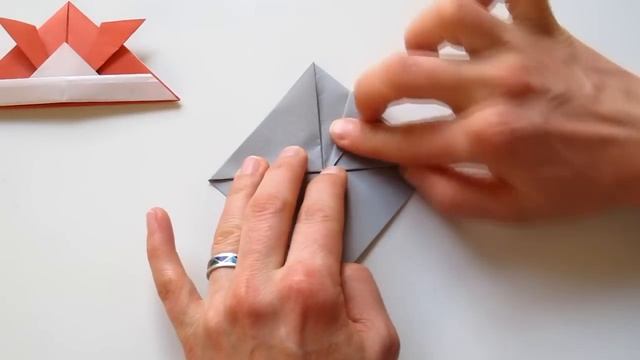 Origami - How to make a Samurai Helmet смотреть онлайн