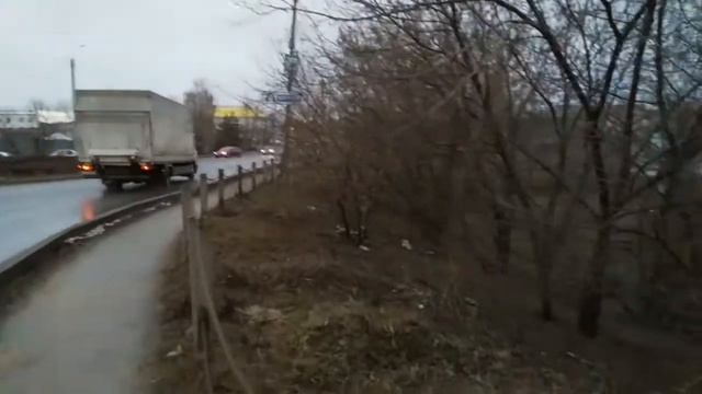 Лужковский мост. Район Лесоторговой.