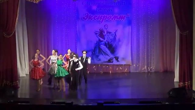 Экспромт-Танцы,шляпы и очки смотреть онлайн