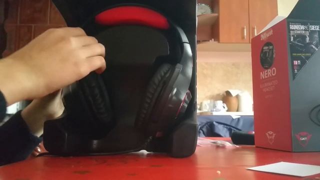UNBOXING TRUST NERO GXT313 GAMING HEADPHONES смотреть онлайн