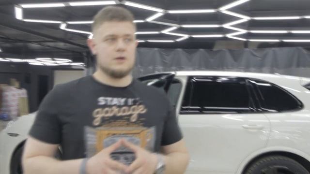 День Porsche в Eastline Garage. Собрали полную колоду - Cayenne Turbo, Macan, Panamera, 911 смотреть онлайн
