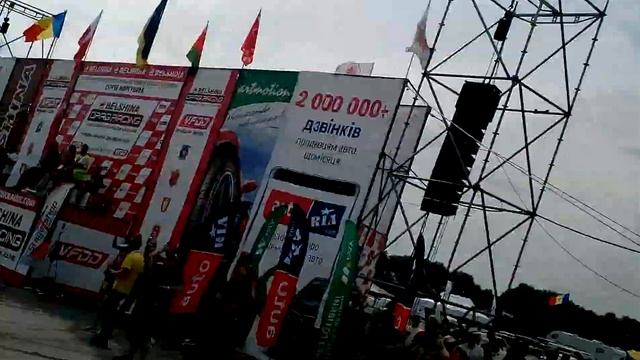 Драг Винница 2019. Нива R4? 1.? vs GTR 35 stage2 смотреть онлайн
