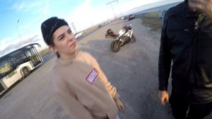 Мотопрогулка по Новосибирску. Катаем девушек на мотоциклах. Экскурсия по городу на байке.