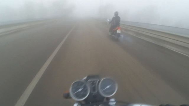 ЯВА 350 против ИЖ ПЛАНЕТА 5 КТО КОГО? Гонка МОТОЦИКЛОВ! смотреть онлайн