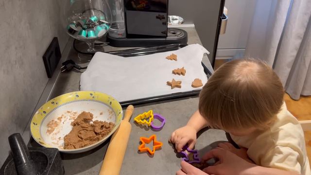 ПЕТЯ ПЕЧЕТ ИМБИРНОЕ ПЕЧЕНЬЕ 🍪 смотреть онлайн