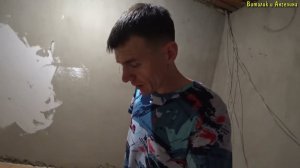 ПРИВЕЗЛИ ПЕСОК С ОТСЕВОМ / ПРОДОЛЖАЮ РЕМОНТ / ДЕЛАЮ ТЕПЛЫЙ ПОЛ ДЛЯ СОБАК / УТЕПЛИЛ ПОЛ / ВЛОГ