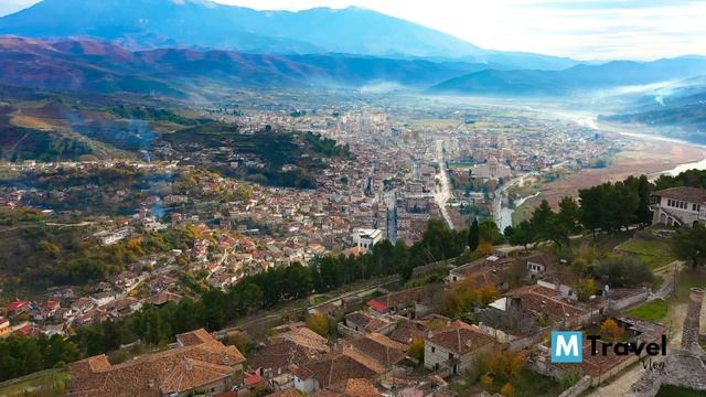 Berat Castle - ?? #Albania 4K @MTravelVlog смотреть онлайн