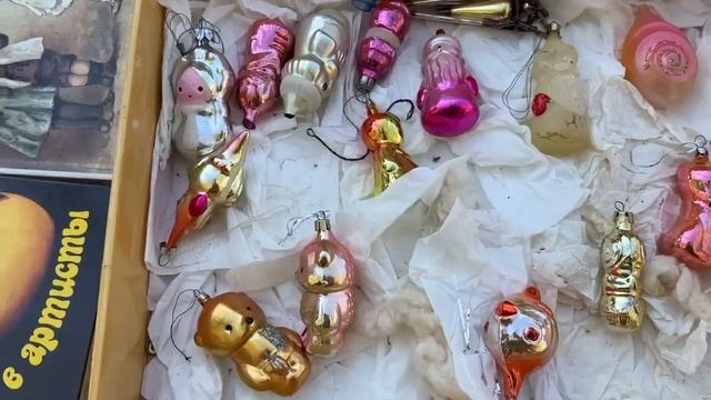 Блошиный рынок на станции Салтыковская в Балашихе. Ништяки из-под полы. смотреть онлайн