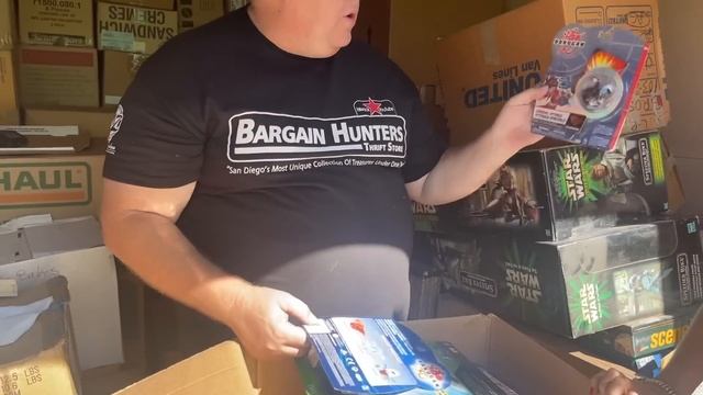 Unboxing Storage Wars Unit Full Of Action Figures Toys Jackpot Star Wars