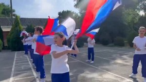 Флешмоб ко Дню России под песню Shaman "Мы"  Танцевальный коллектив "Tandem" г. Батайск