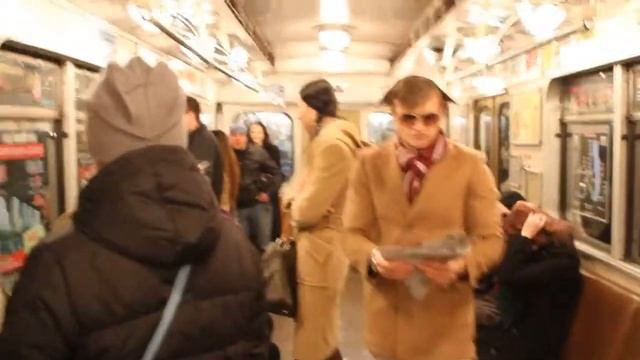 Пилотки от Андре Тана смотреть онлайн