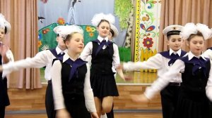 Матросский танец "Яблочко"