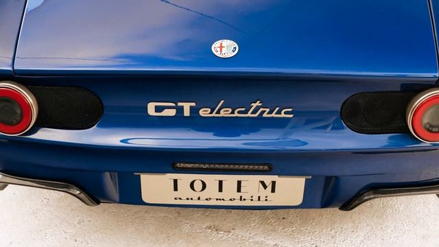 The most advanced RESTOMOD in the world? The 518-hp Alfa Romeo GT Electric by Totem Automobili смотреть онлайн