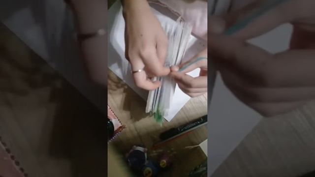 Как сделать наклейки/наклейки/своими руками/ из бумаги/коротко и ясно! смотреть онлайн