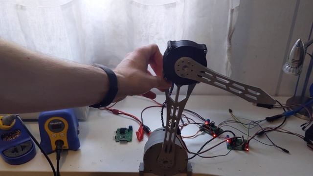 S-drive : Gravity compensation mode example смотреть онлайн