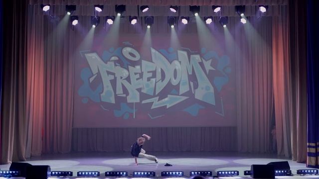 FS dance studio (Minsk) - Отчетный Концерт - Соло Break Dance - B-Boy Wassabi смотреть онлайн