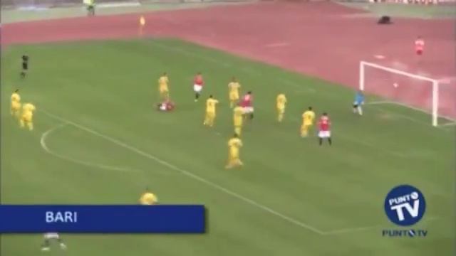 Bari, De Luca Gol In Rovesciata