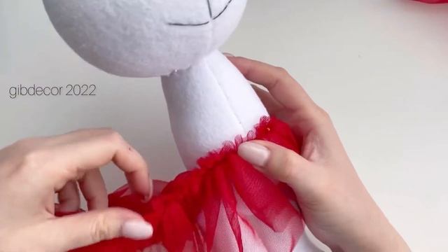 Мишки из флиса — урок 7. Шьем юбку-пачку / DIY Fleece Bears / Fleece Toy Tutorial