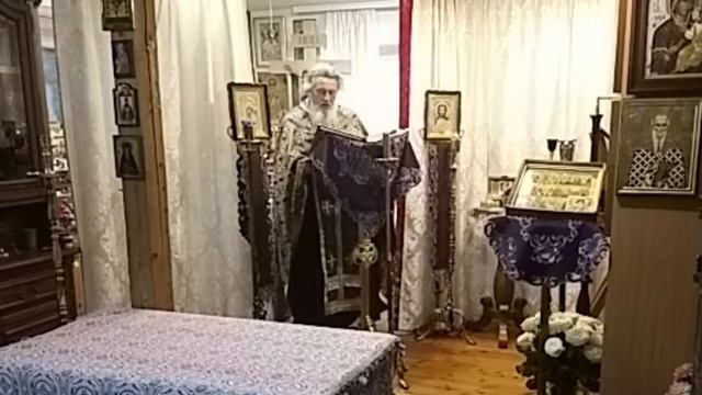 Последование вечерни во Святый и Великий Пяток 30.04.2021 смотреть онлайн