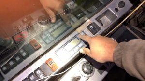 Ремонт печки колесного экскаватора Дусан 160, движуха на базе, ремонт Фреда