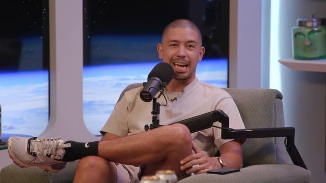 Episode 195 - FaZe Scam and Big YouTube Drama смотреть онлайн